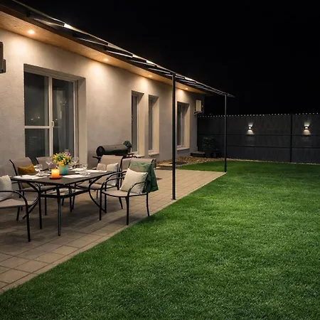 Local-lux Garden B- 2 Bedrooms-terrace