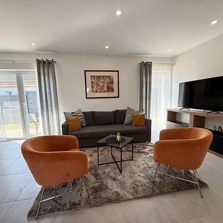 Local-lux Garden B- 2 Bedrooms-terrace * Kecskemet