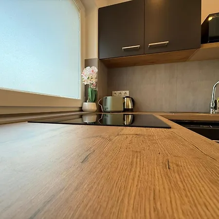 Local-lux Garden B- 2 Bedrooms-terrace Kecskemet